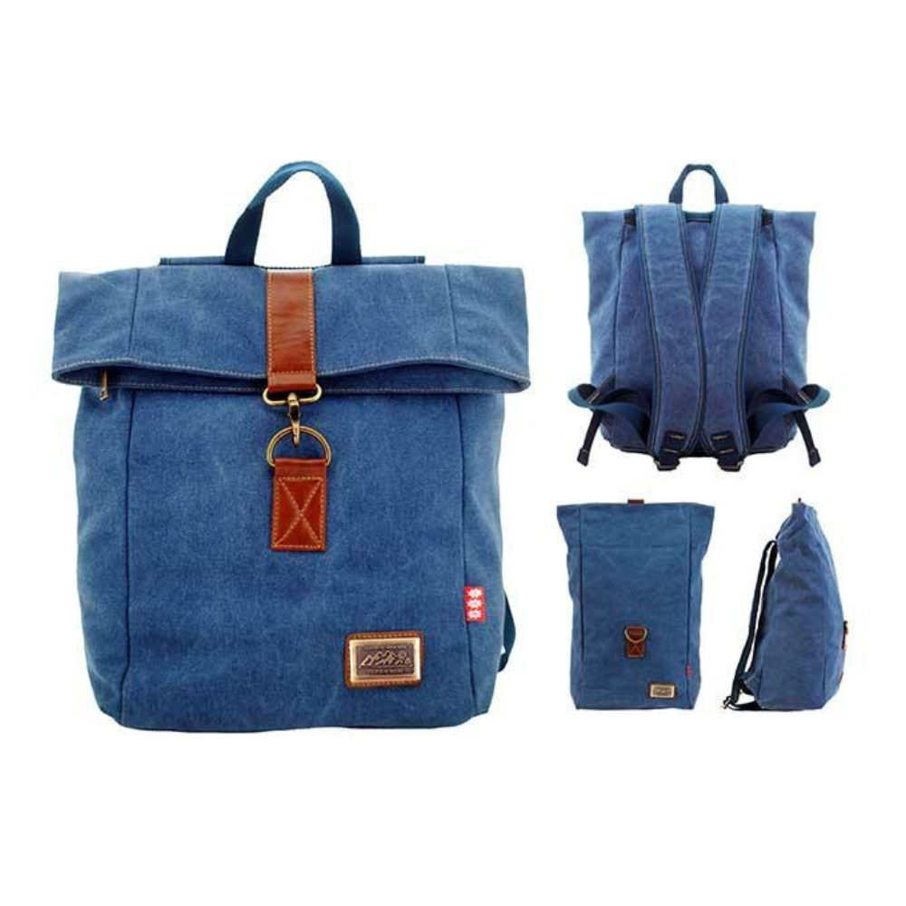 Blauer Alpenrucksack mit Karabinerverschluss